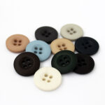 BG131451 Polyester Button 4 Hole Mode Alpaca Cotton - 24L (15mm), Noir (010)